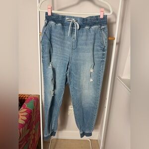 Women's Light Blue Jeans